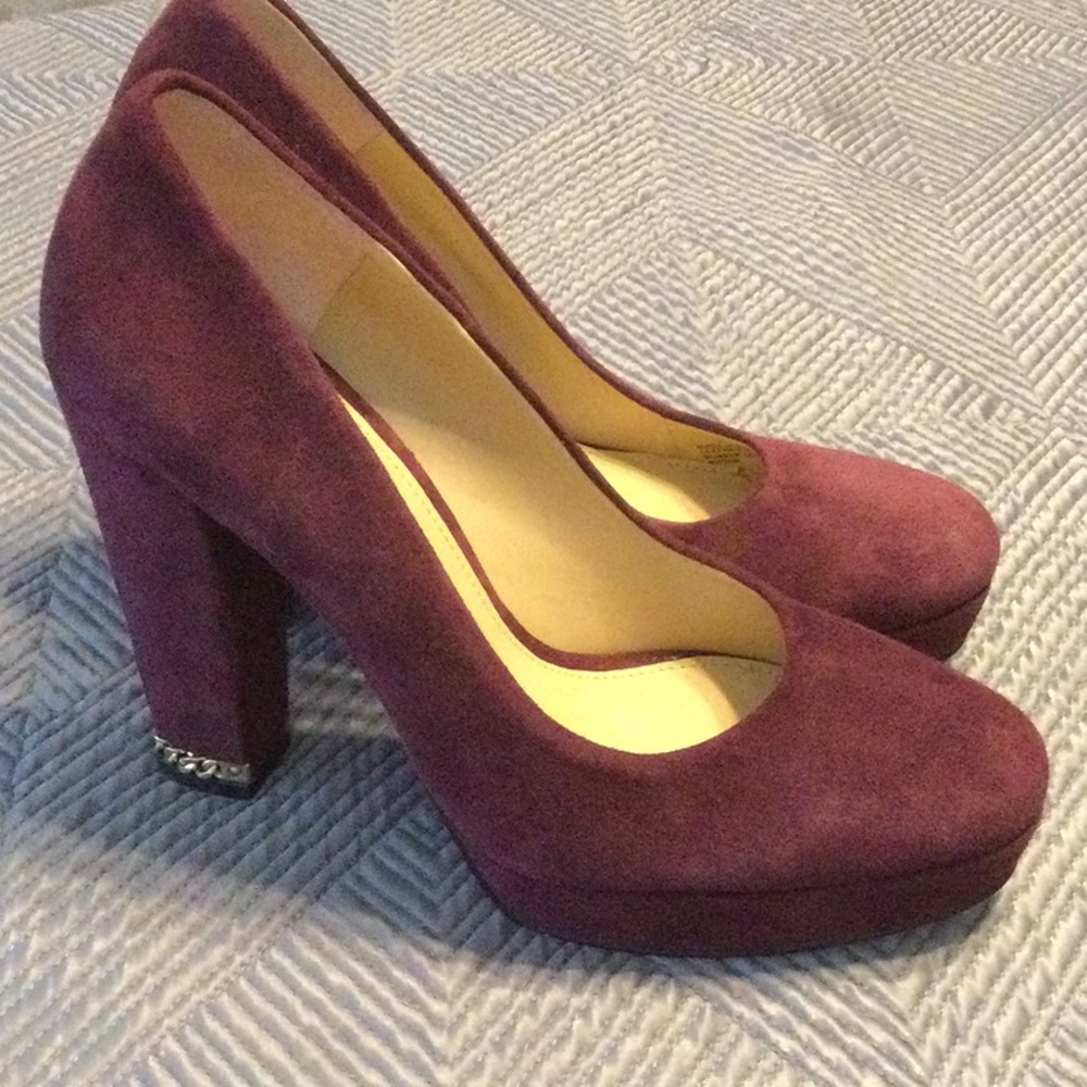 Michael Kors size 6 purple (plum) suede heels for women. NWT